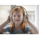 ۱۰ ضرر استفاده زیاد از هدفون و هندزفری