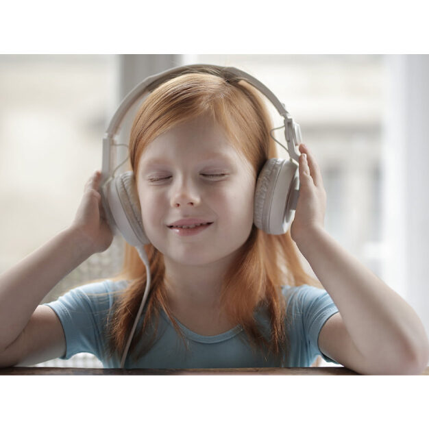 ۱۰-ضرر-استفاده-زیاد-از-هدفون-و-هندزفری