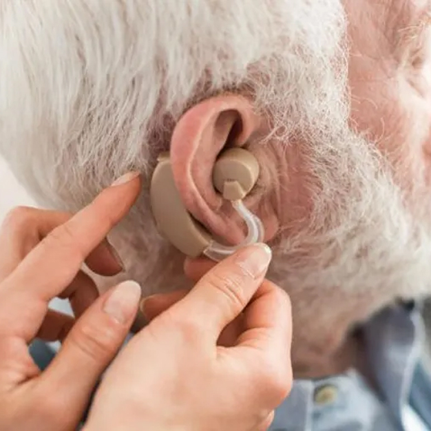 بهترین مدل‌های سمعک زیمنس برای سالمندان