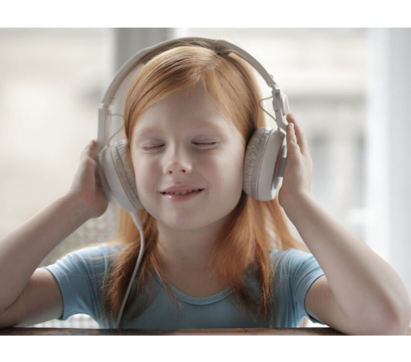 ۱۰-ضرر-استفاده-زیاد-از-هدفون-و-هندزفری